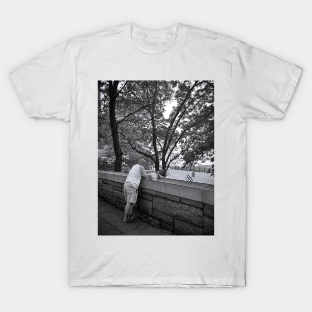 Fifth Avenue Central Park Relax NYC T-Shirt by eleonoraingrid